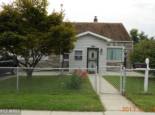 8 Riverside Rd, Baltimore, MD 21221