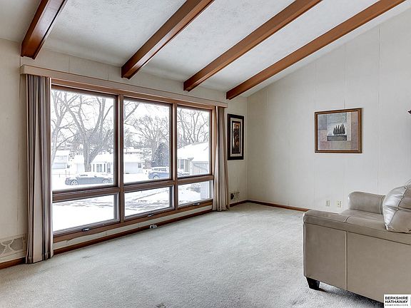 5th image of 4005 N 92nd Cir