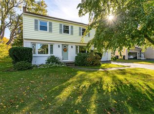 35 Panaview Dr, Rochester, NY 14622