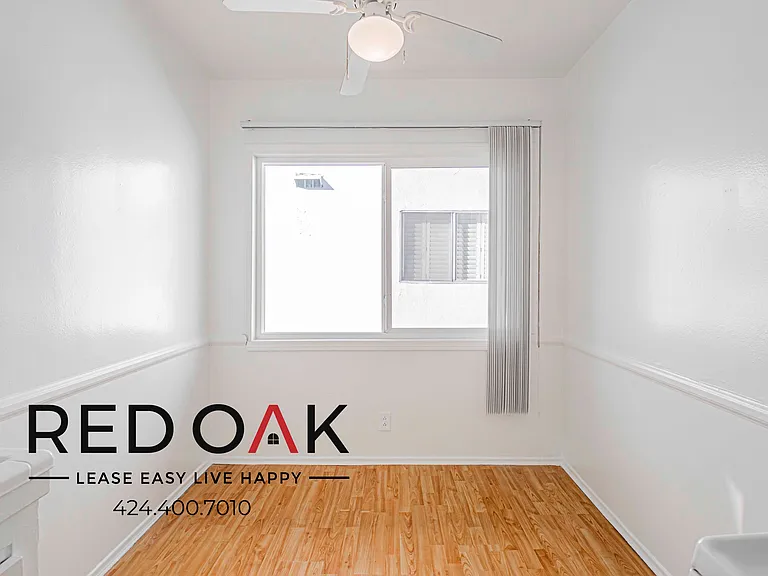 439 S Catalina St #14 — Photo 10