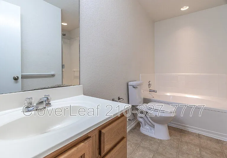 5745 Maxfli Dr — Photo 18