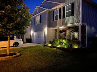 9300 Quilting Bee Ln, Charlotte, NC 28216