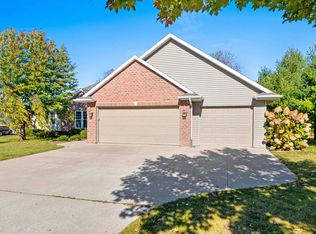 3353 Sitka St, Green Bay, WI 54311