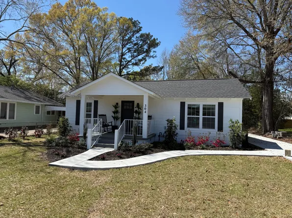 304 S George Ave, Petal, MS 39465