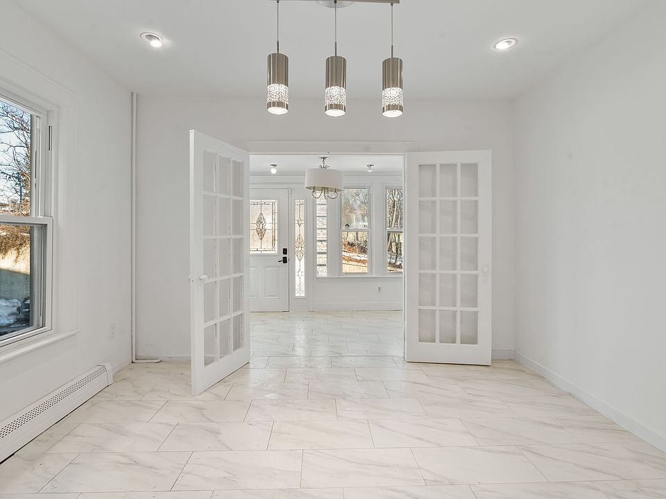 1st image of 90-22 82nd Rd #1