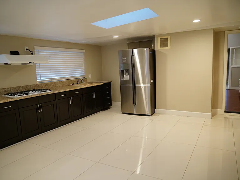 3709 Lemonwood Cir — Photo 4