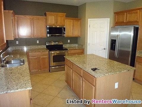 5th image of 8520 S 55th Dr
