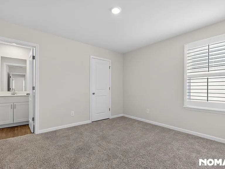 6039 Hickory Creek Ct — Photo 17