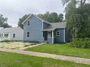 406 E Willow St, Normal, IL 61761