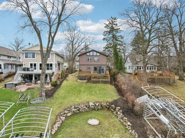 S73W17268 Lake DRIVE, Muskego, WI 53150