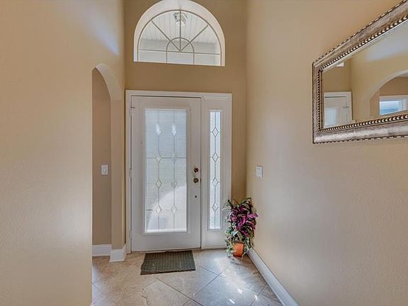 3rd image of 9732 Bay Colony Dr