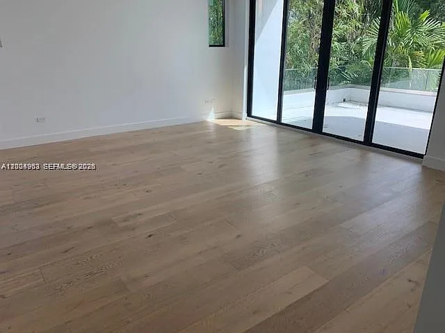 785 Harbor Dr — Photo 22