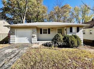 5613 Riggs St, Mission, KS 66202