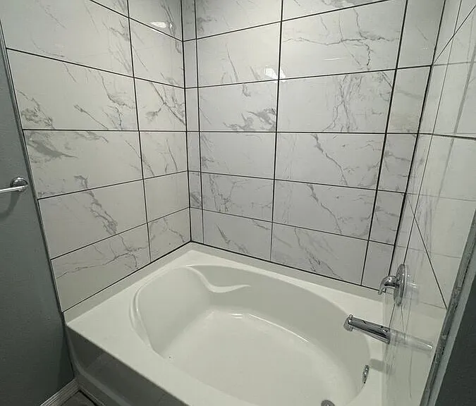 8004 N Alaska St #2 — Photo 8