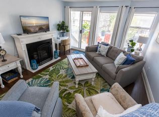 1860 Southmere Cres E #304, White Rock, BC V4A 6Y7