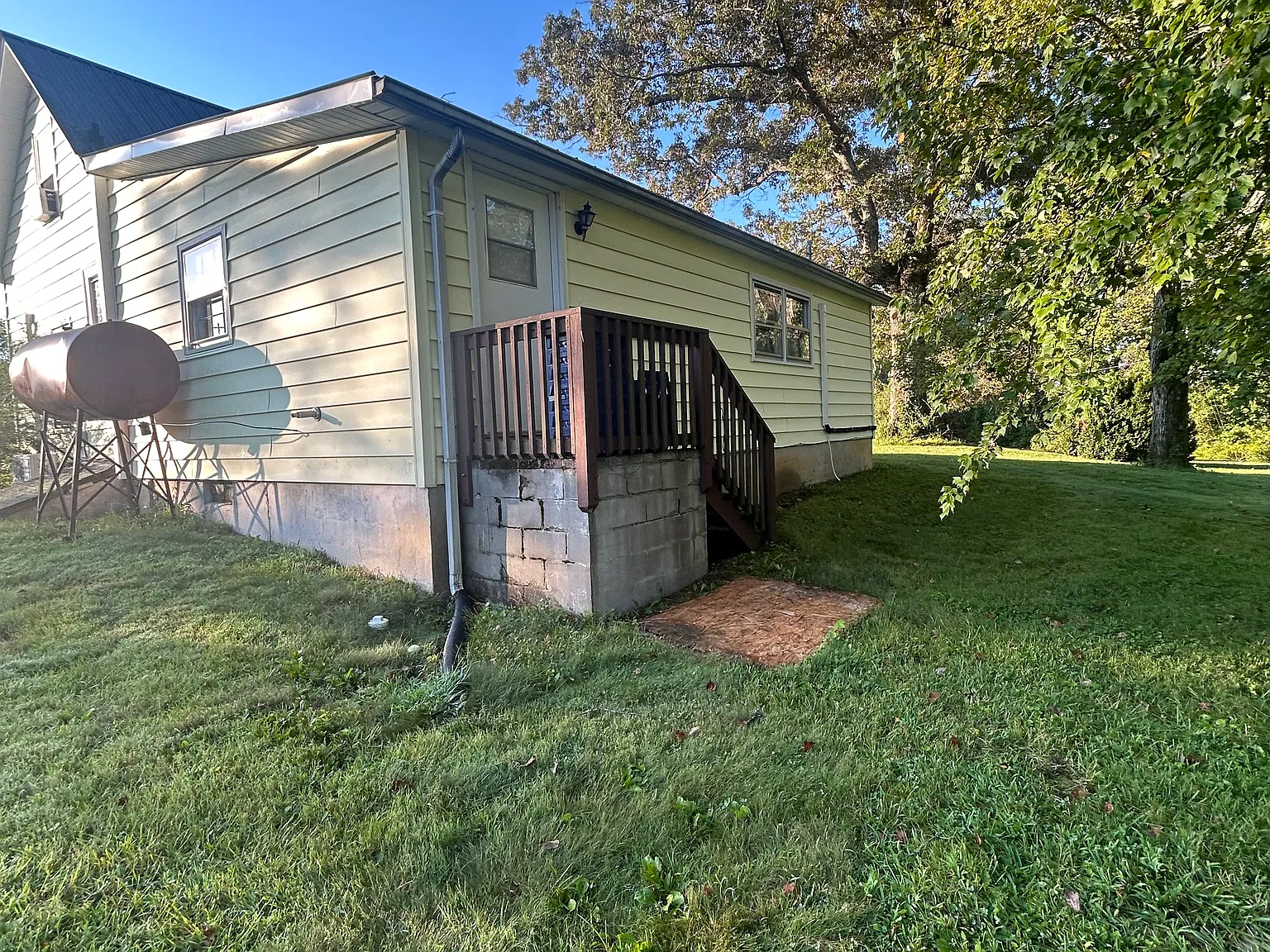 3 bed, 1376 sqft, $1,800 — Photo 3