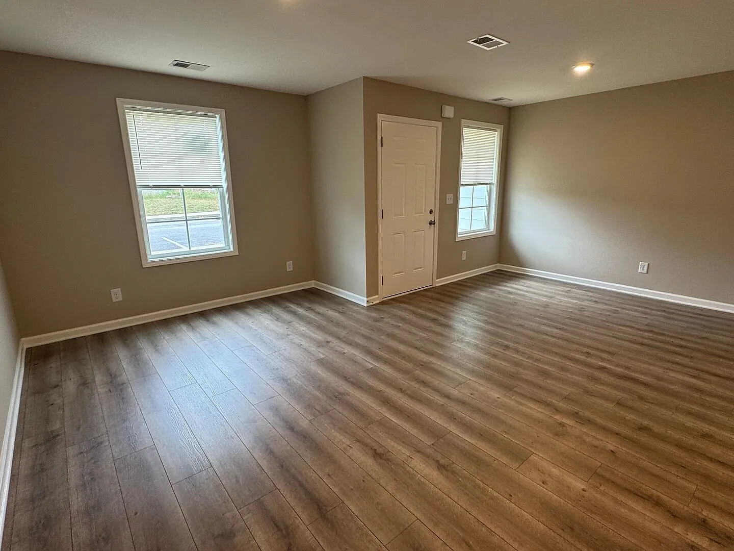 213 Mountaindale Drive Smyrna, TN 37167 — Photo 3