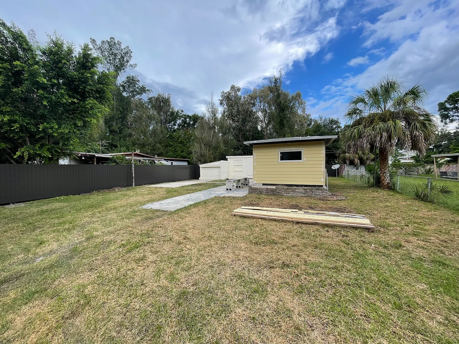 1321 Mentone Dr NE — Photo 3