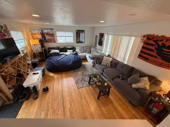 245 NW 12th St, Corvallis, OR 97330