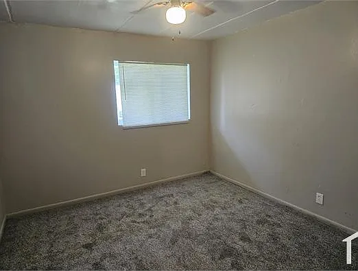 1221 NW 1st St #15 — Photo 3