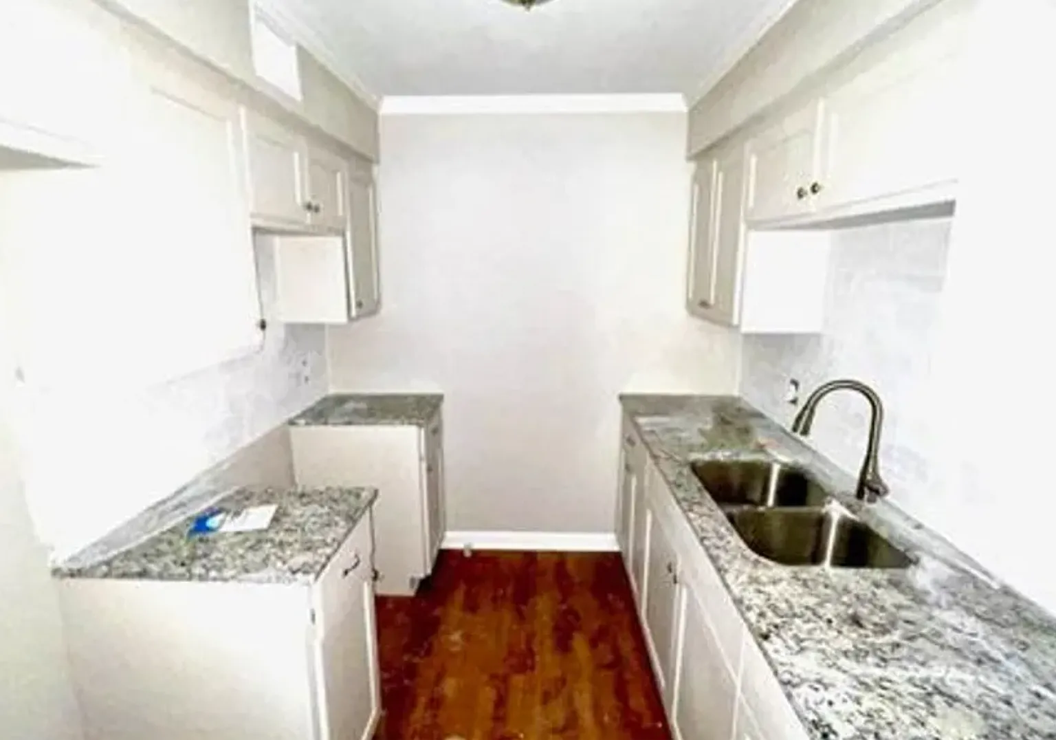 2 bedrooms 1 bath - $850 per month — Photo 4