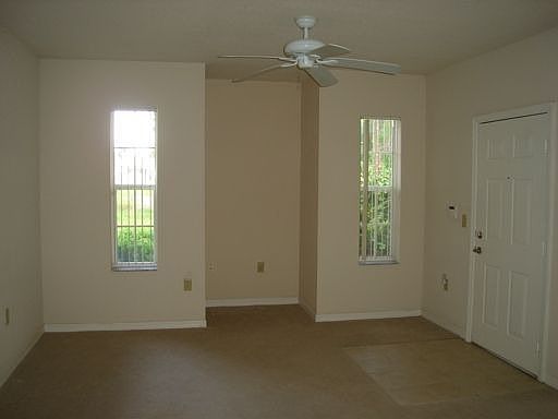 2nd image of 116 SW Peacock Blvd APT 104