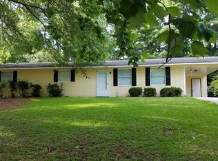 540 Springwood Dr, Forest Park, GA 30297