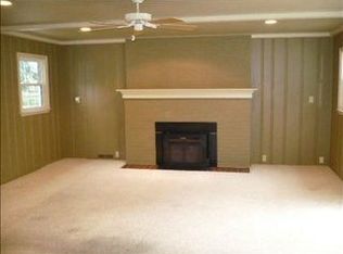 1114 Country Club Dr, Findlay, OH 45840