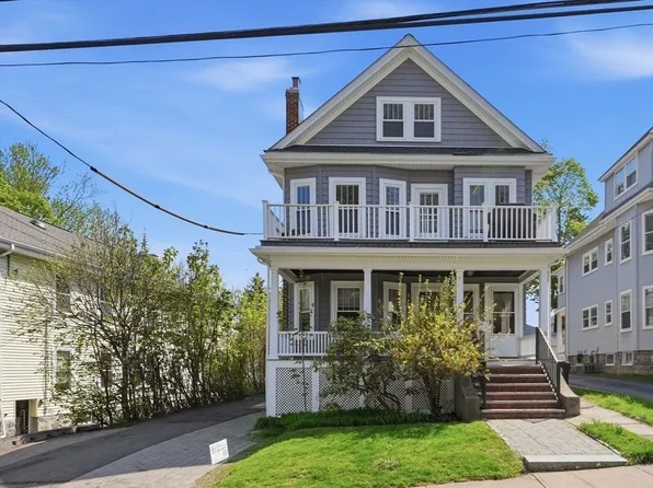 50 Spruce St #2, Watertown, MA 02472