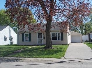 4220 23rd Ave, Rock Island, IL
