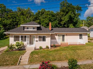 908 Middle St, Lansing, MI 48915