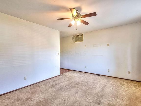 3rd image of 18 Emmett Dr