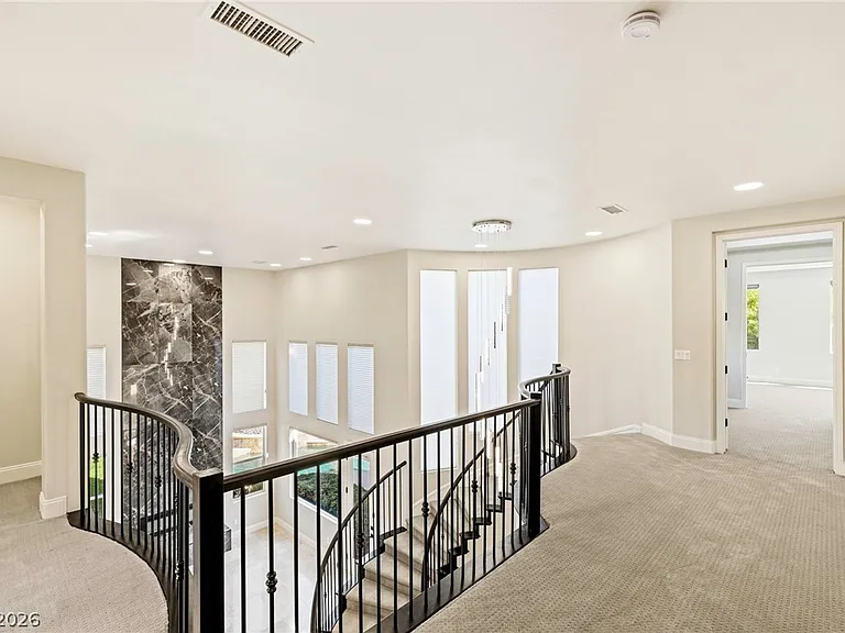 2462 Hollow Rock Ct — Photo 28