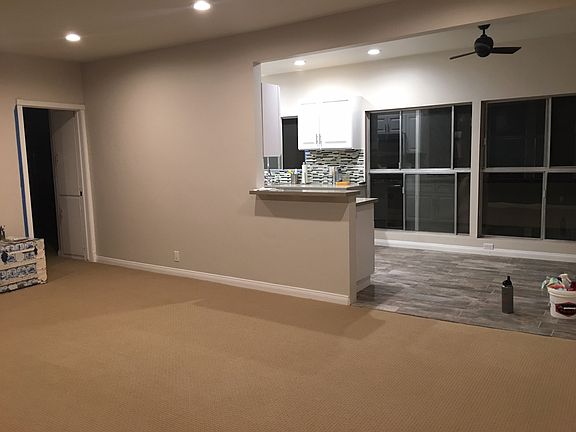 4th image of 563 E Hazel St APT 5