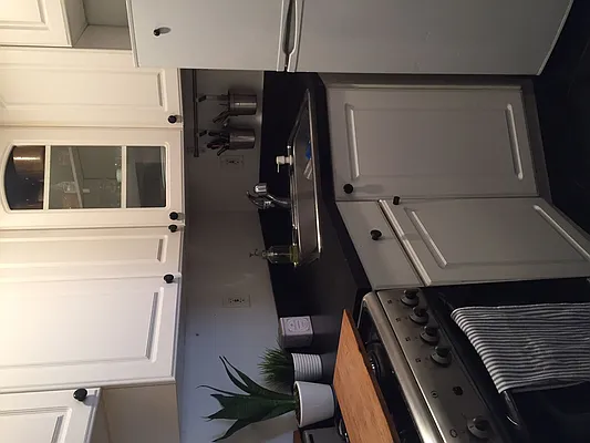 Rented by Nooklyn NYC LLC | media 19