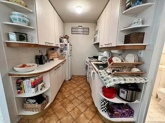 Rented by Oxford Property Group | media 14