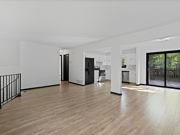 5th image of 7409 74th Ave N
