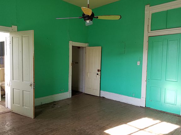 2nd image of 223 Woodlief St