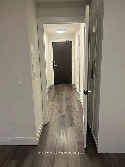 Building Photo - 500 Brock Ave #509