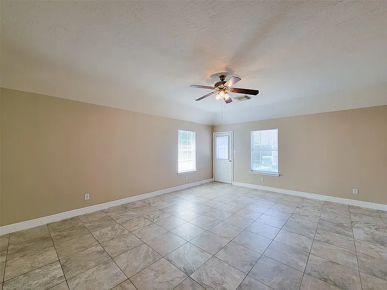 9319 Knockomie Ct — Photo 8