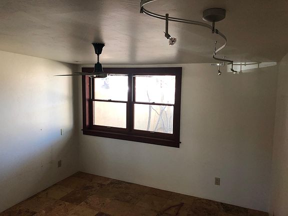 3rd image of 7043 E Pasadena Ave