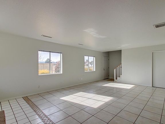 Living Room (1)_01202016