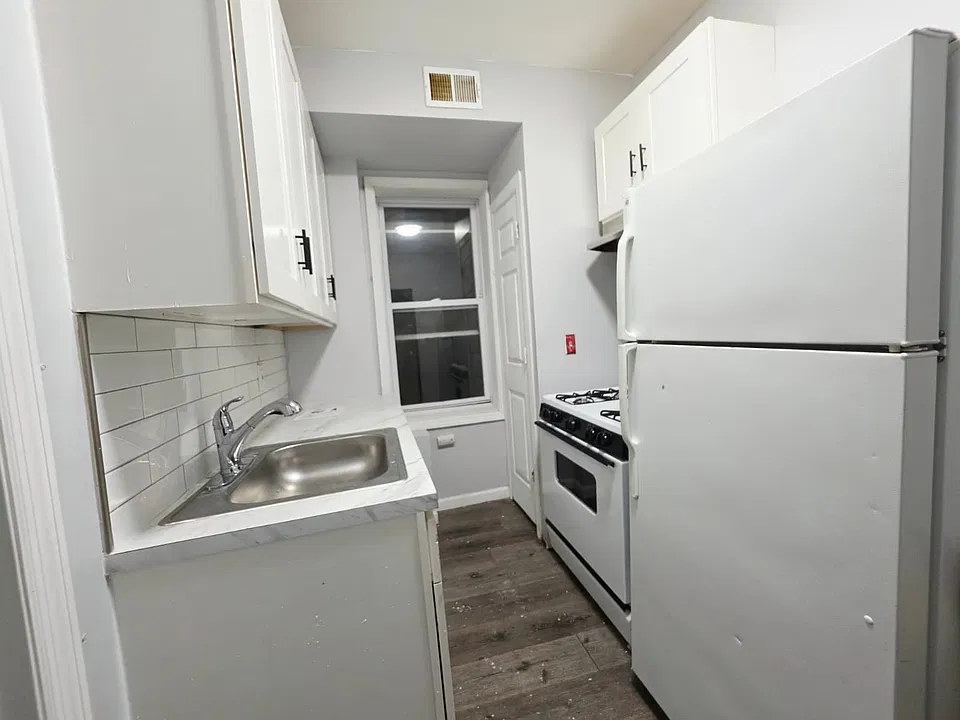 122 Wade St #1F