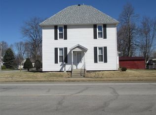 503 E 2nd St, Reynolds, IN 47980