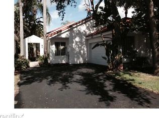 10073 NW 4th St, Plantation, FL 33324