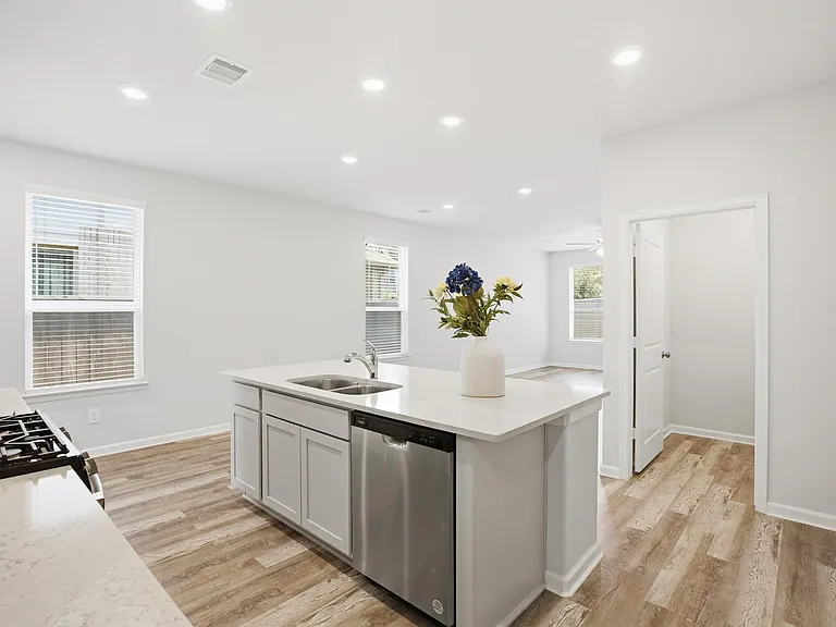 12939 Catfish River Ct — Photo 4
