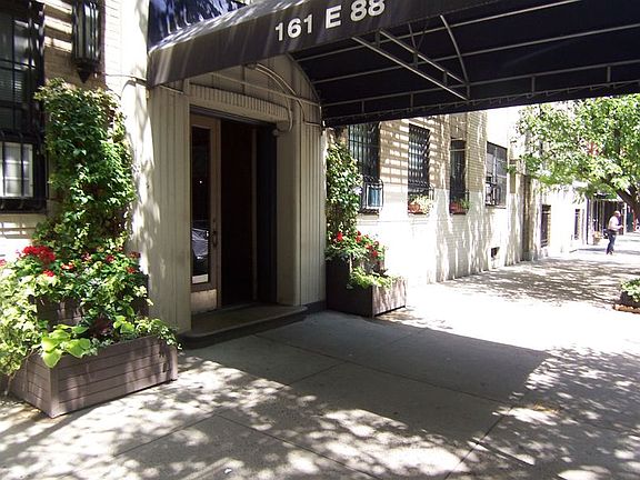 5th image of 161 E 88th St APT 2F
