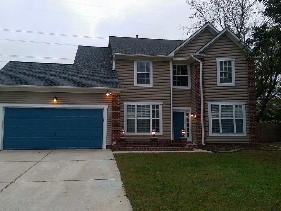 1st image of 410 S Monterey Dr