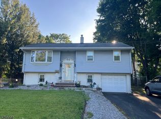 156 Mountain Ave, Hackettstown, NJ 07840