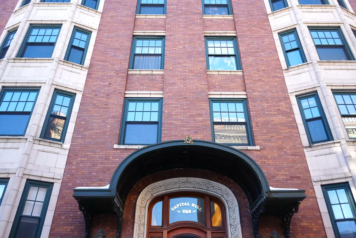 Building Photo - 352 State St #6A